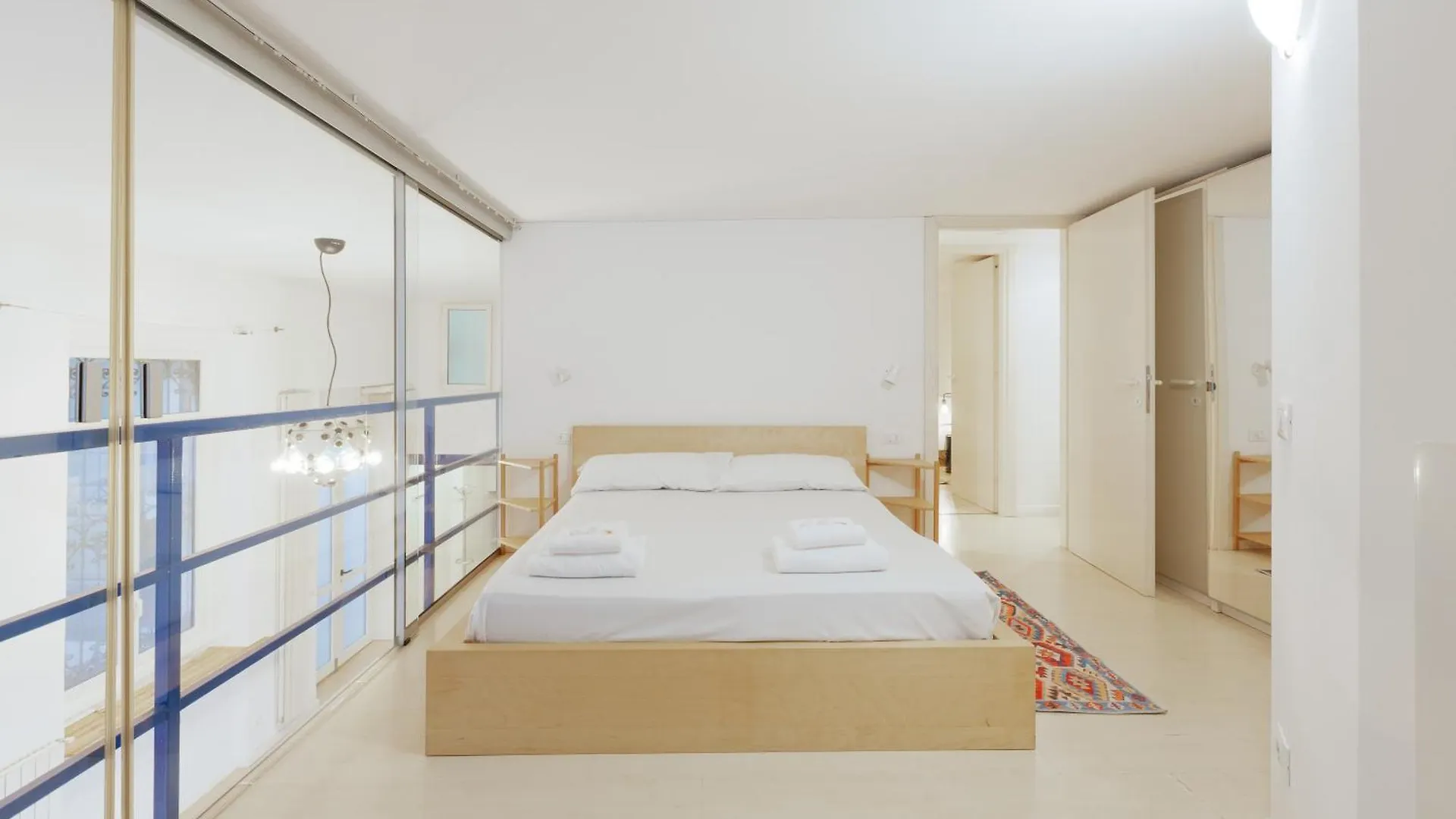 Sant'Agostino - Charming Retreat 210M From M2 Appartement Milaan