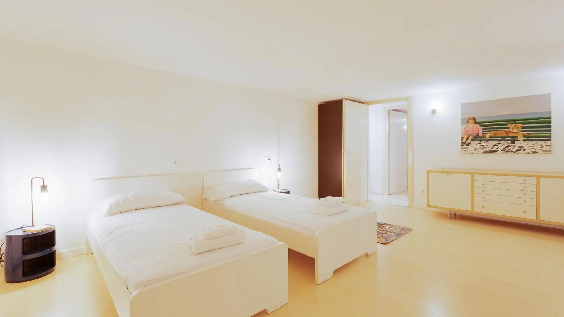Sant'Agostino - Charming Retreat 210M From M2 Appartement Milaan Italië