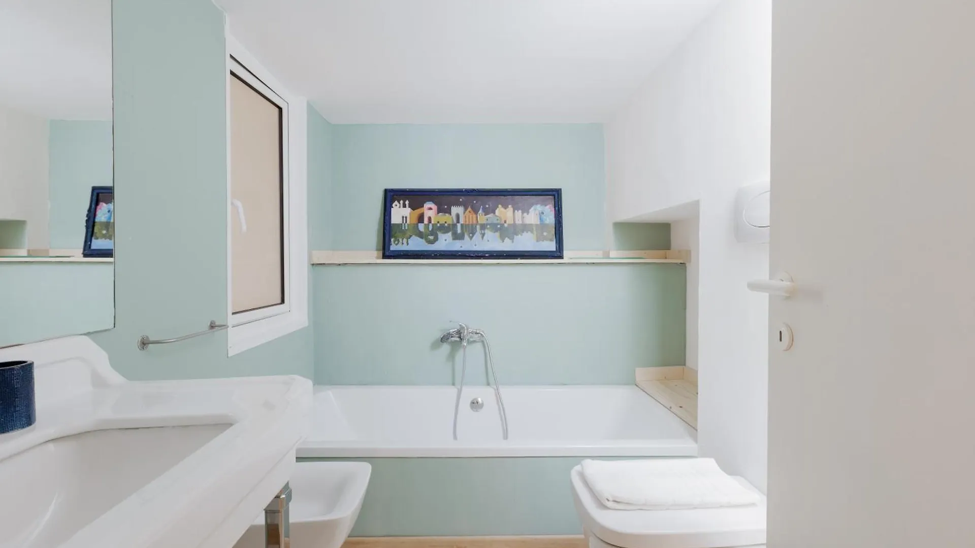 Appartement Sant'Agostino - Charming Retreat 210M From M2 à Milan